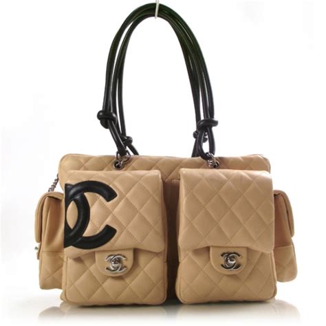 chanel cambon multi pocket dimensioni|CHANEL Calfskin Quilted Large Cambon Multipocket.